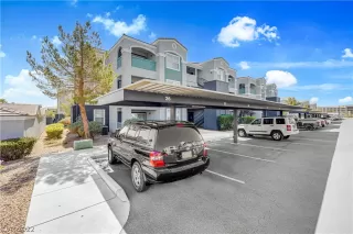 Photo #2: 2418441 Listing