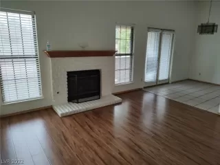 Photo #2: 2418485 Listing 