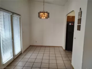 Photo #5: 2418485 Listing 