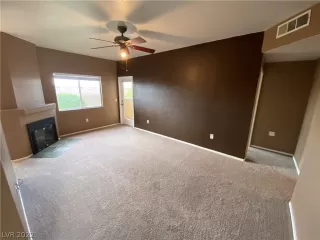 Photo #6: 2418486 Listing 