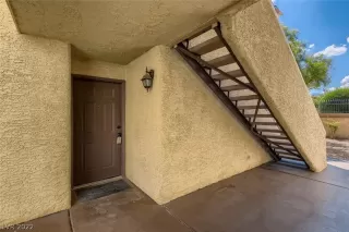 Photo #3: 2418506 Listing 