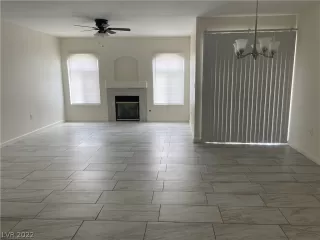 Photo #1: 2418508 Listing 