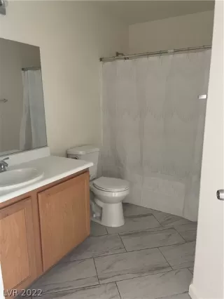 Photo #3: 2418508 Listing 