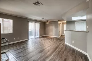 Photo #1: 2418532 Listing