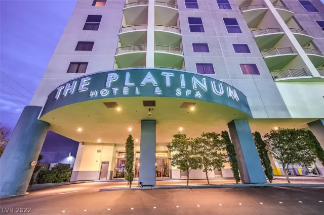 MLS: 2418567 Condo For Sale