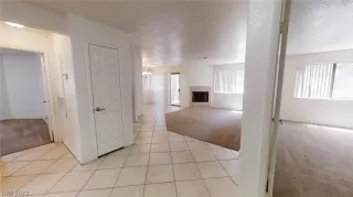 Photo #3: 2418618 Listing 