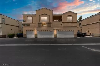 Photo #1: 2418644 Listing 