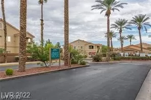 Photo #5: 2418661 Listing