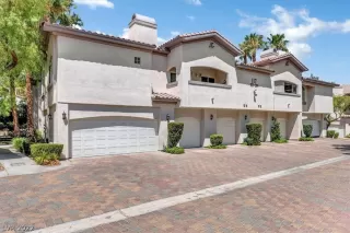 Photo #1: 2418664 Listing 