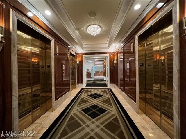 MLS: 2418672 Condo For Sale