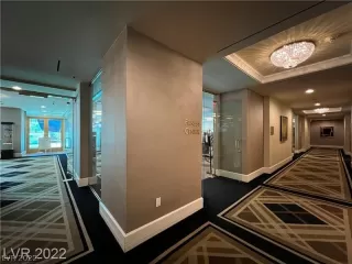 Photo #2: 2418672 Listing