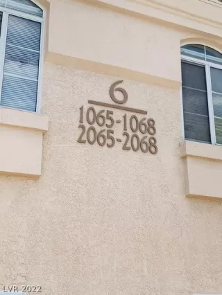 Photo #5: 2418686 Listing 