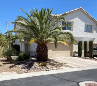 Photo #1: 2418691 Listing 