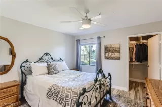 Photo #6: 2418781 Listing 