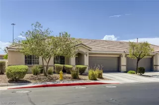 Photo #1: 2418804 Listing