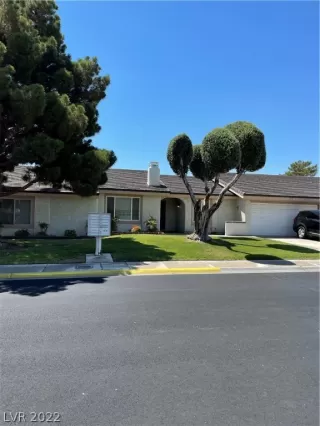 Photo #1: 2418844 Listing 