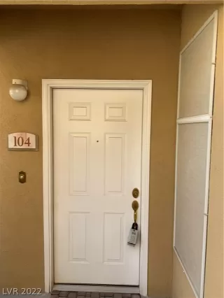 Photo #1: 2418847 Listing 