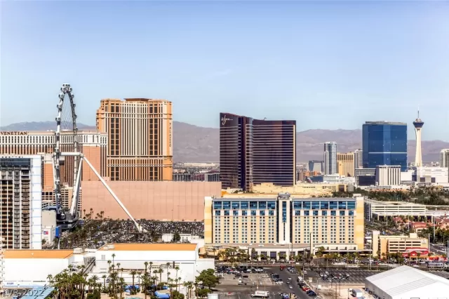 MLS: 2418860 Condo For Sale