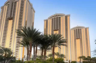 Photo #2: 2418860 Listing