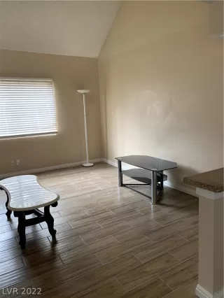 Photo #3: 2418880 Listing 