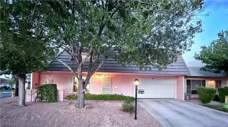 Photo #2: 2418881 Listing