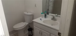 Photo #5: 2418931 Listing