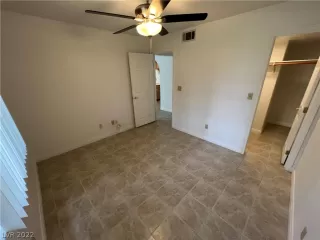 Photo #6: 2418960 Listing 