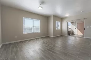 Photo #2: 2418981 Listing 