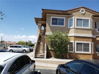 Photo #1: 2418995 Listing