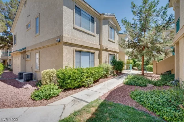 MLS: 2419068 Condo For Sale