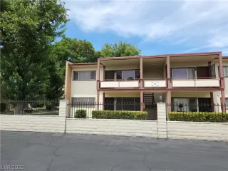 Photo #1: 2419072 Listing