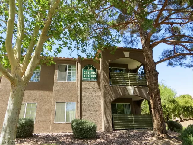 MLS: 2419156 Condo For Sale