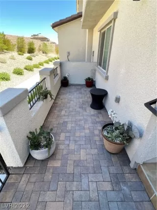 Photo #3: 2419183 Listing