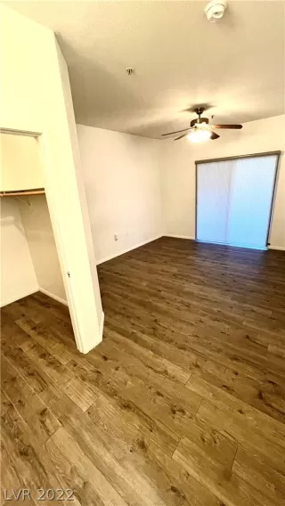 Photo #5: 2419205 Listing 