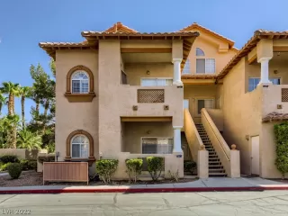 Photo #1: 2419232 Listing