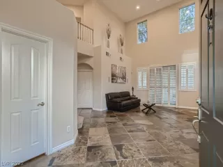 Photo #3: 2419246 Listing 