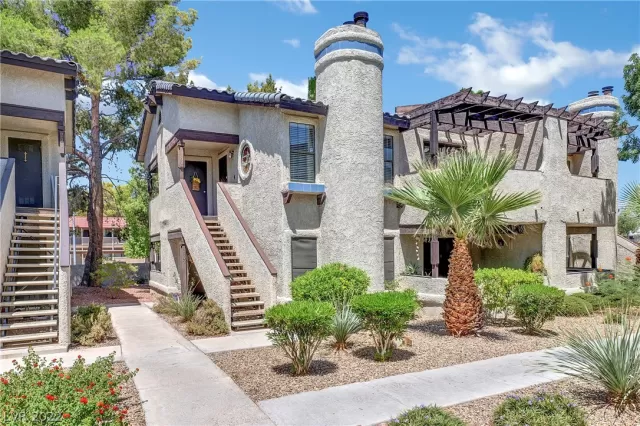 MLS: 2419284 Condo For Sale