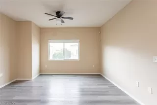 Photo #2: 2419327 Listing 