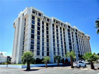 Photo #1: 2419373 Listing 