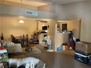 Photo #2: 2419425 Listing