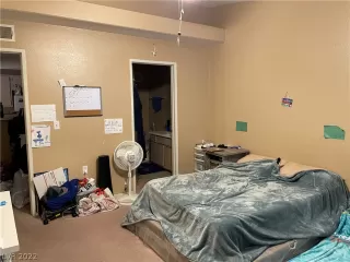 Photo #6: 2419425 Listing