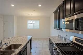 Photo #4: 2419439 Listing 