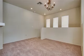 Photo #6: 2419522 Listing