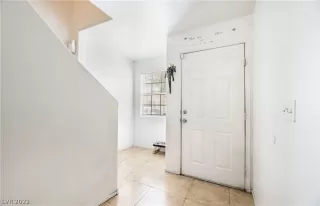 Photo #3: 2419551 Listing 