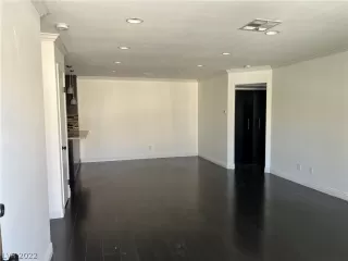 Photo #3: 2419562 Listing 