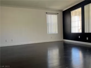 Photo #4: 2419562 Listing 