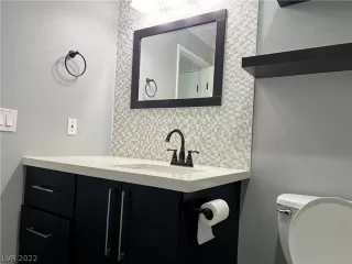 Photo #6: 2419562 Listing 