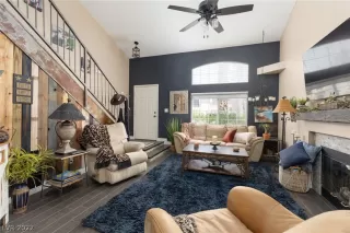 Photo #2: 2419583 Listing 