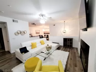 Photo #1: 2419615 Listing