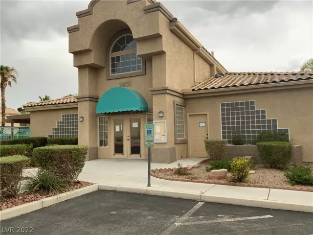 MLS: 2419623 Condo For Sale